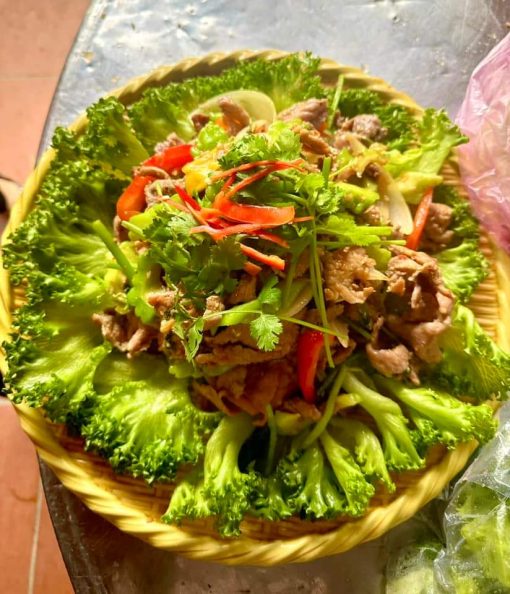 Thực đơn tiệc cưới