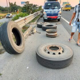 Nhận vá lốp ô tô tại chỗ Gia Lai