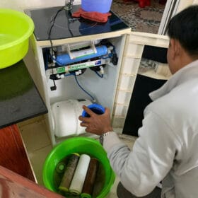 em nhận sửa máy lọc nước tại nhà gia lai