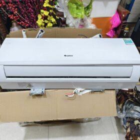 Group thợ chuyên sửa và lắp điều hòa ở quy nhơn